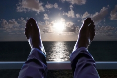 Full Moon in Paradise